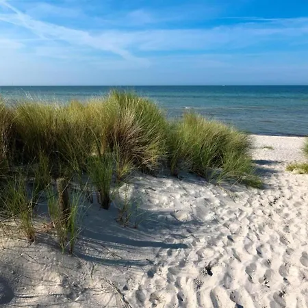 Coastal Comfort On Island, Cleaning Included